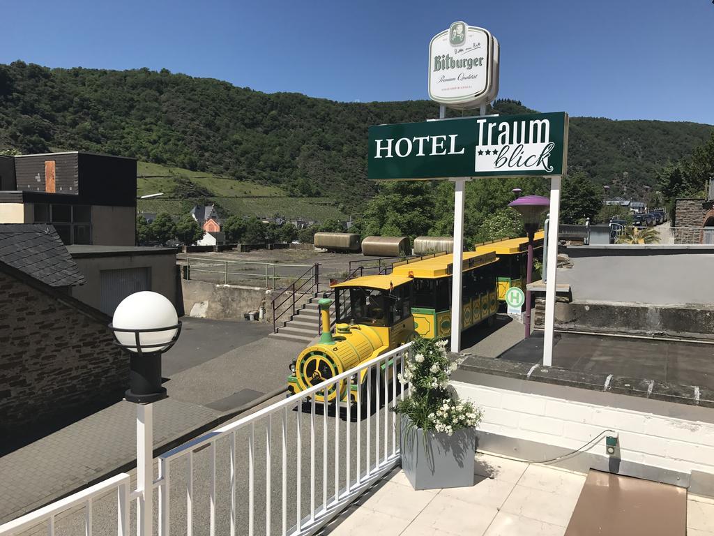 Hotel Traumblick Кохем Екстериор снимка