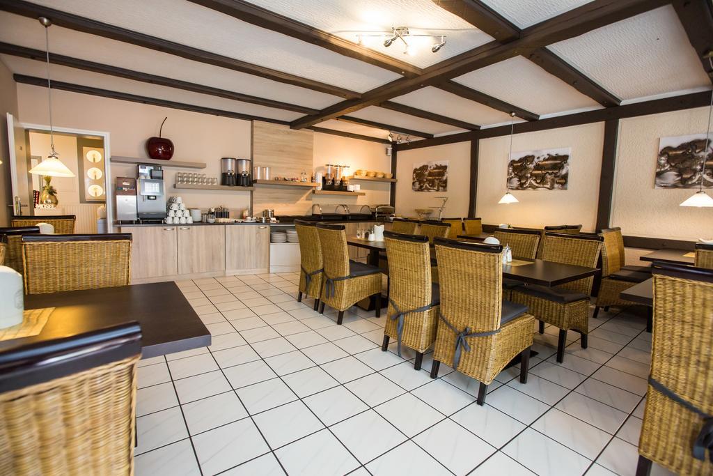 Hotel Traumblick Кохем Екстериор снимка