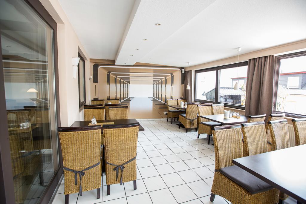 Hotel Traumblick Кохем Екстериор снимка