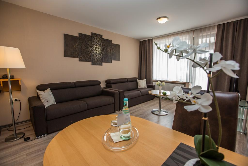 Hotel Traumblick Кохем Екстериор снимка