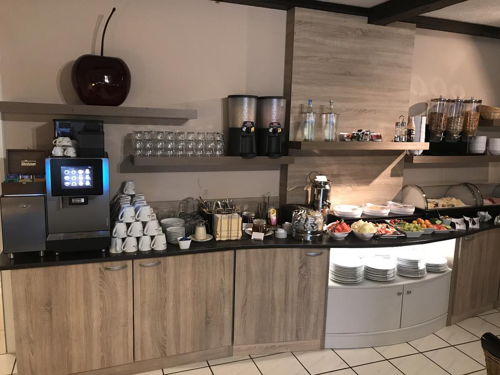 Hotel Traumblick Кохем Екстериор снимка